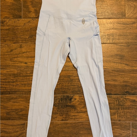 Free People Movement Never Better Fold Over Light Blue Leggings Size Small NWOT - Picture 2 of 3